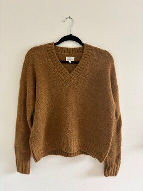 Hartford Alternative Classics 1979 V-Neck Sweater